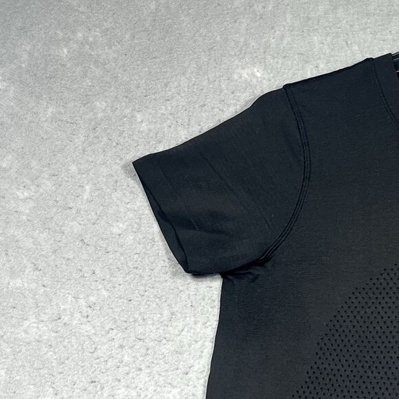 Lululemon Breeze Shirt Womens 6 Black Short Sleeve Tee Shirt Gym Yoga Athleisure - Picture 3 of 9